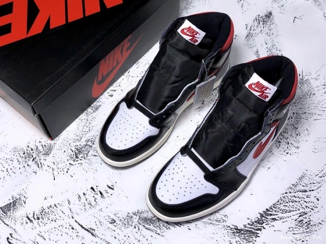 'Gym Retro Air Jordan 1 OG 061 High - 555088 Red' 0808